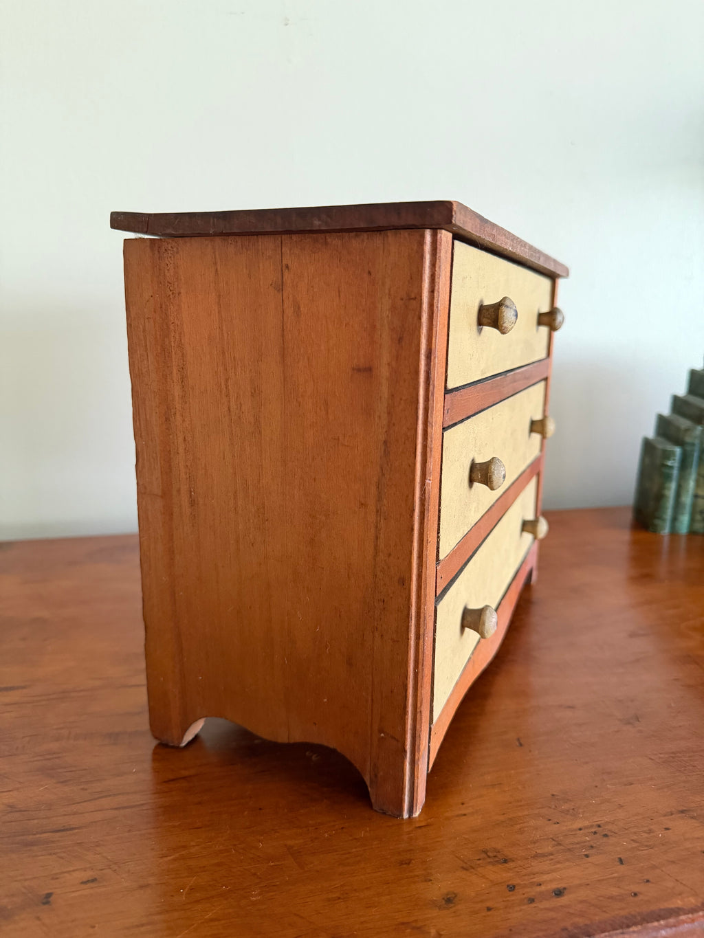 Vintage Wood 3-Drawer Mini Dresser/Chest