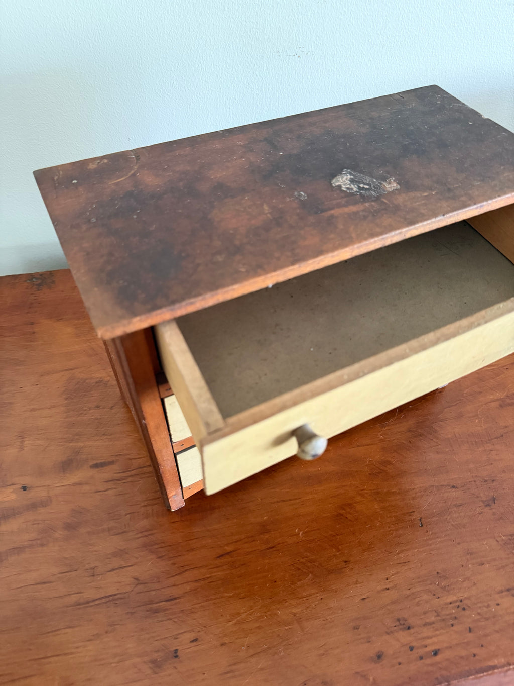 Vintage Wood 3-Drawer Mini Dresser/Chest
