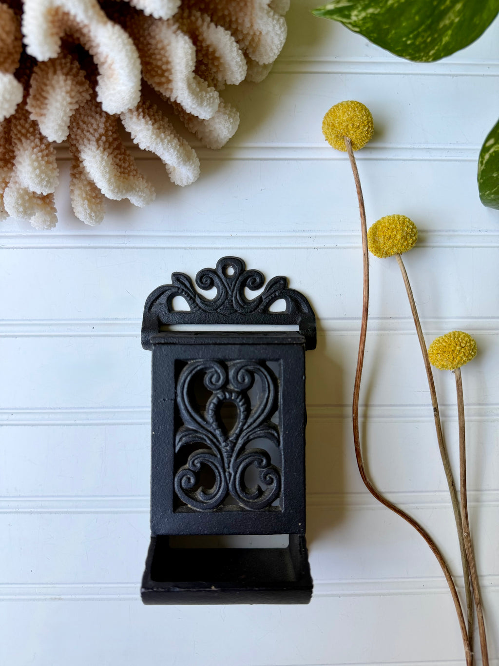 Cast Iron Wall Mount Match Safe