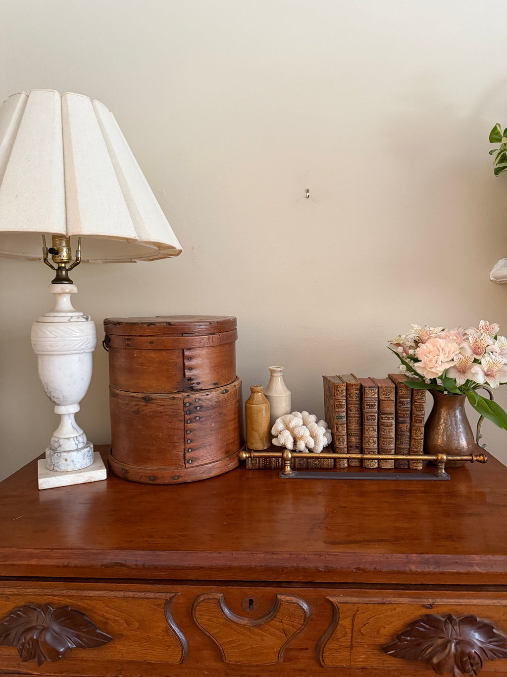 Brass Shelf Rail (salvage)