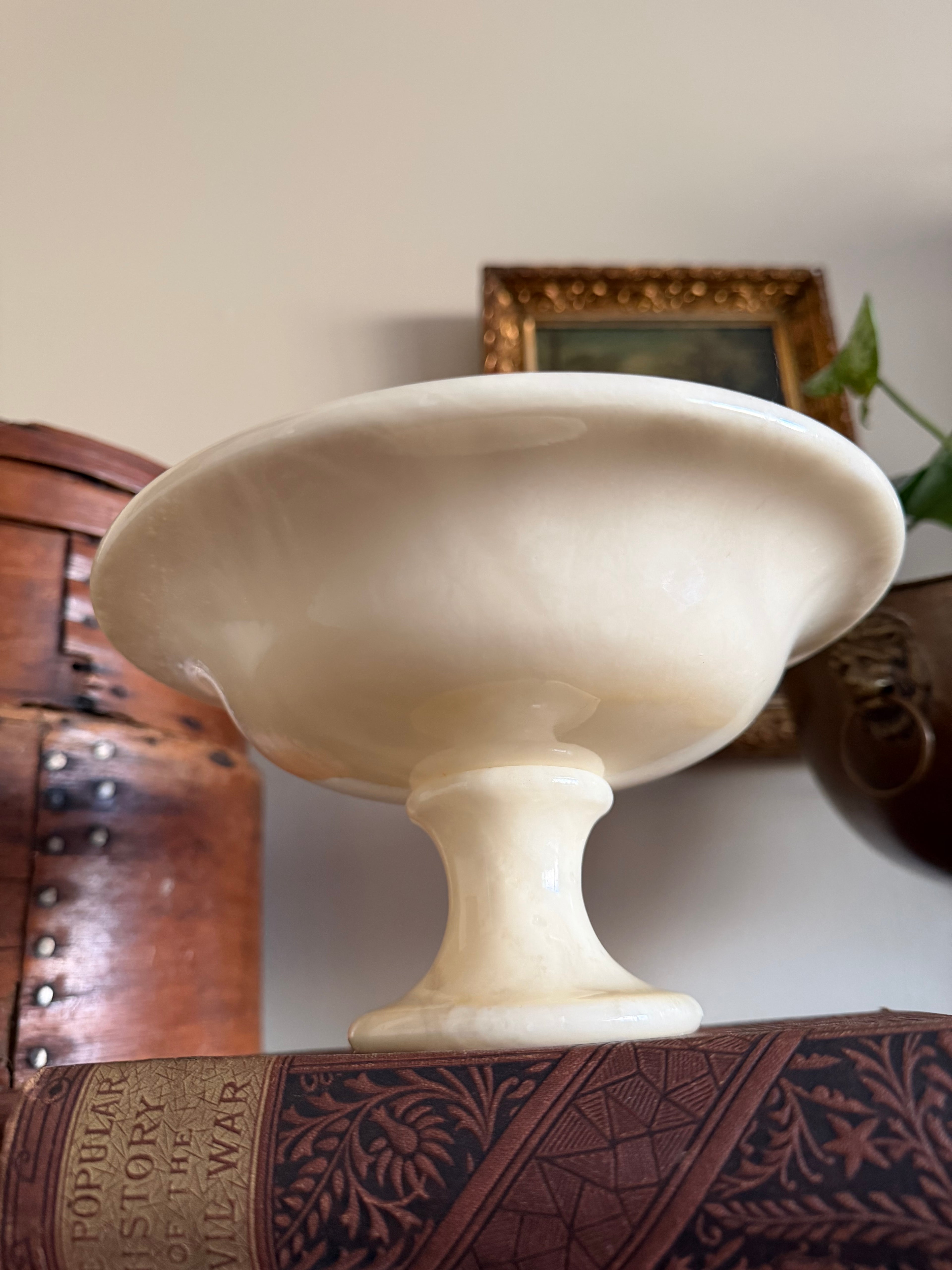 Alabaster Compote Bundle (set of 2)