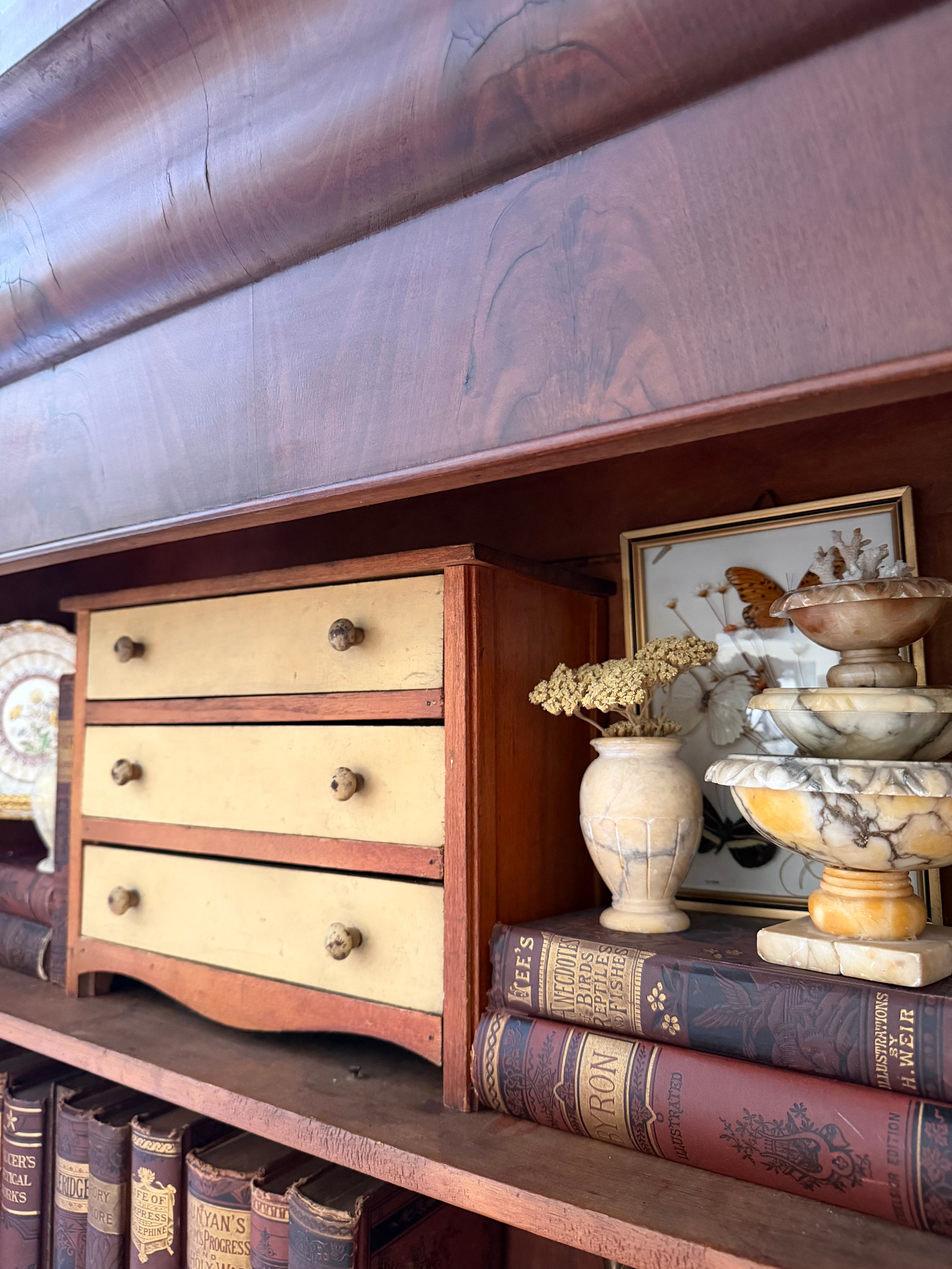 Vintage Wood 3-Drawer Mini Dresser/Chest