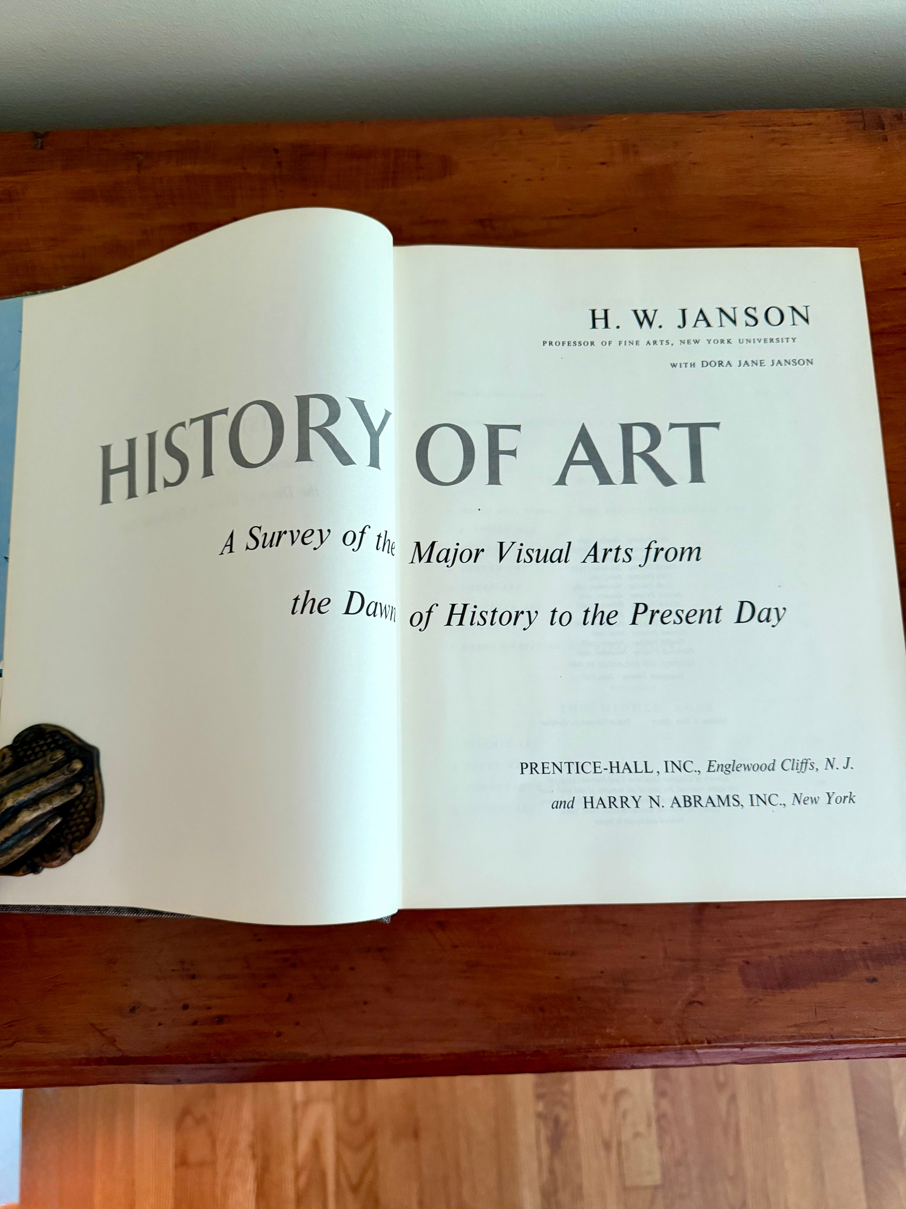 The History of Art (1969)