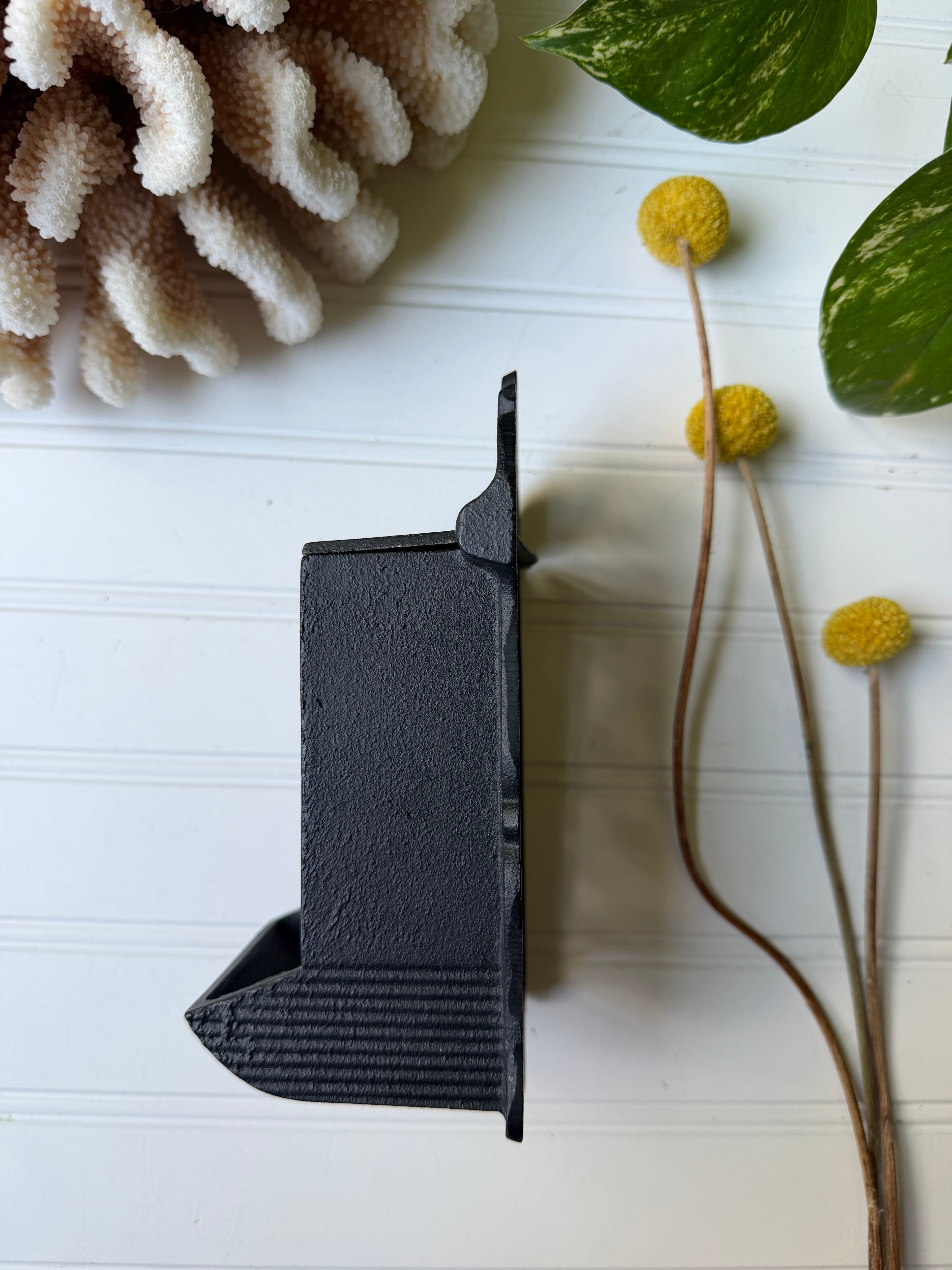 Cast Iron Wall Mount Match Safe