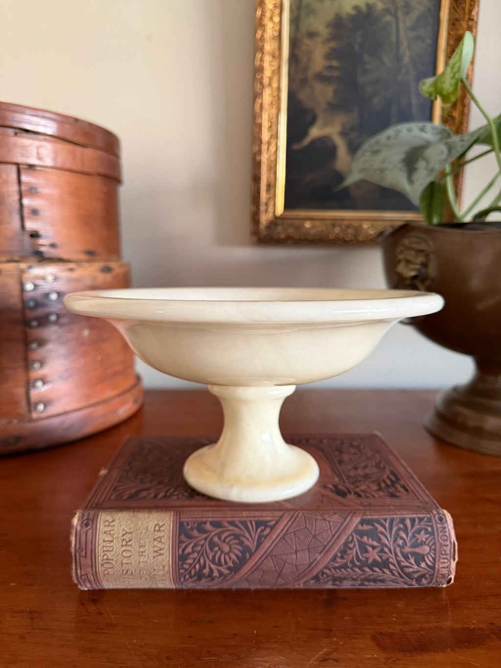 Alabaster Compote Bundle (set of 2)