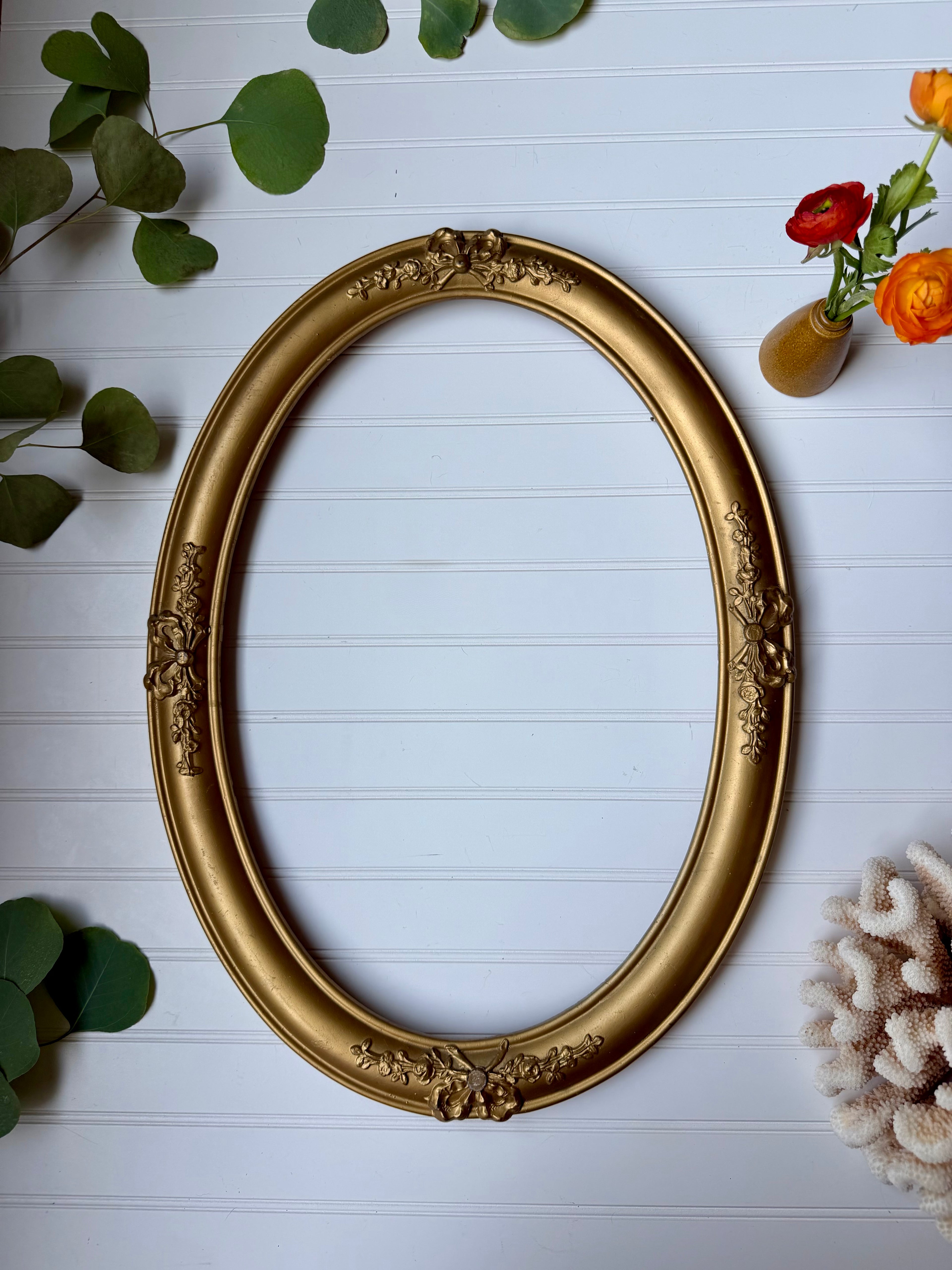 Oval Bow Frame