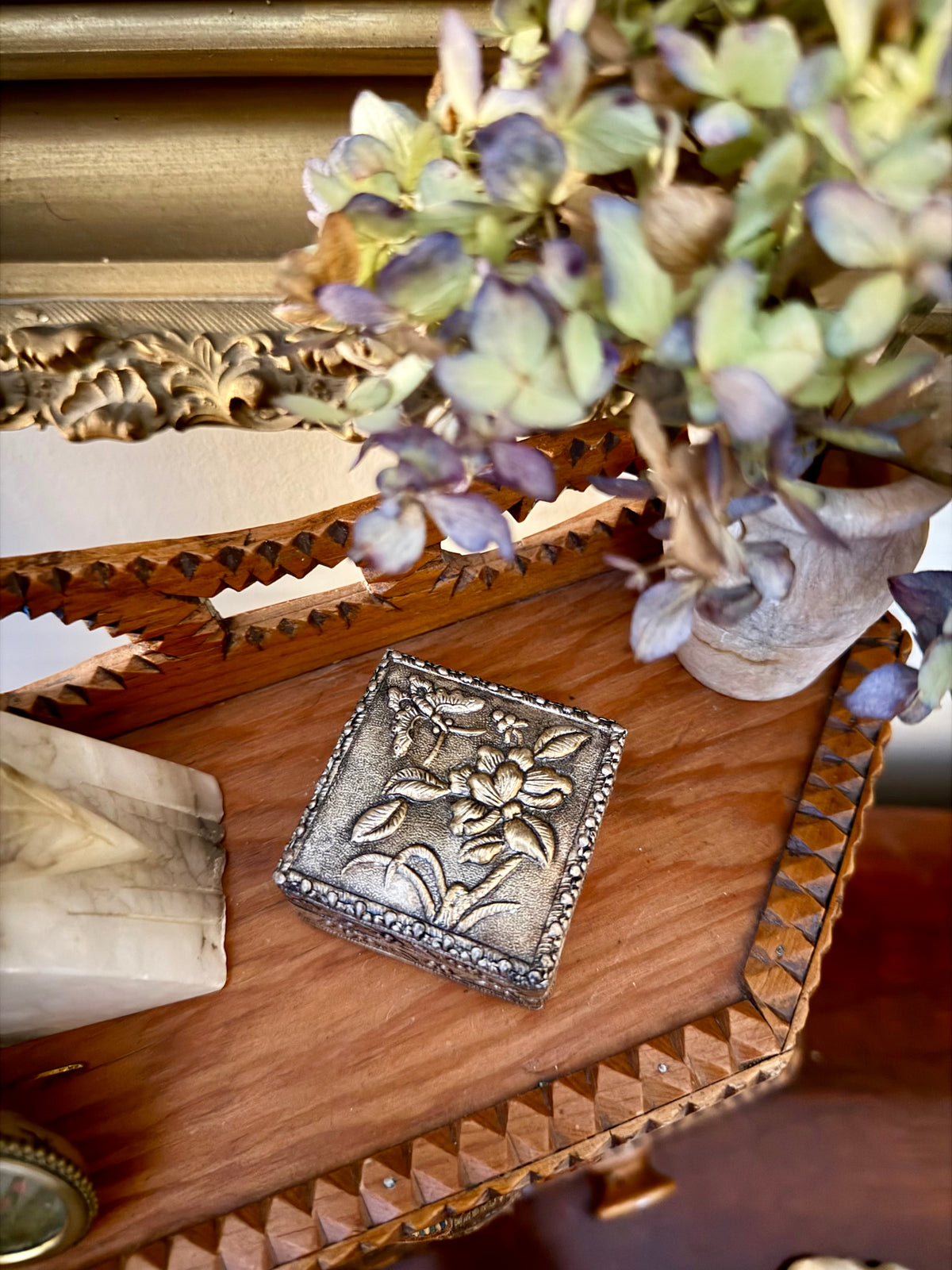 Antique Sterling Silver Floral Dresser Box with Lid Mirror