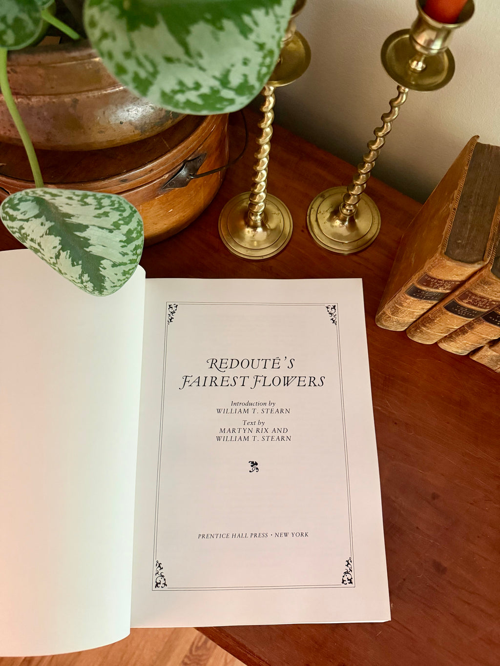 Vintage Book: Redouté's Fairest Flowers (Hardcover)